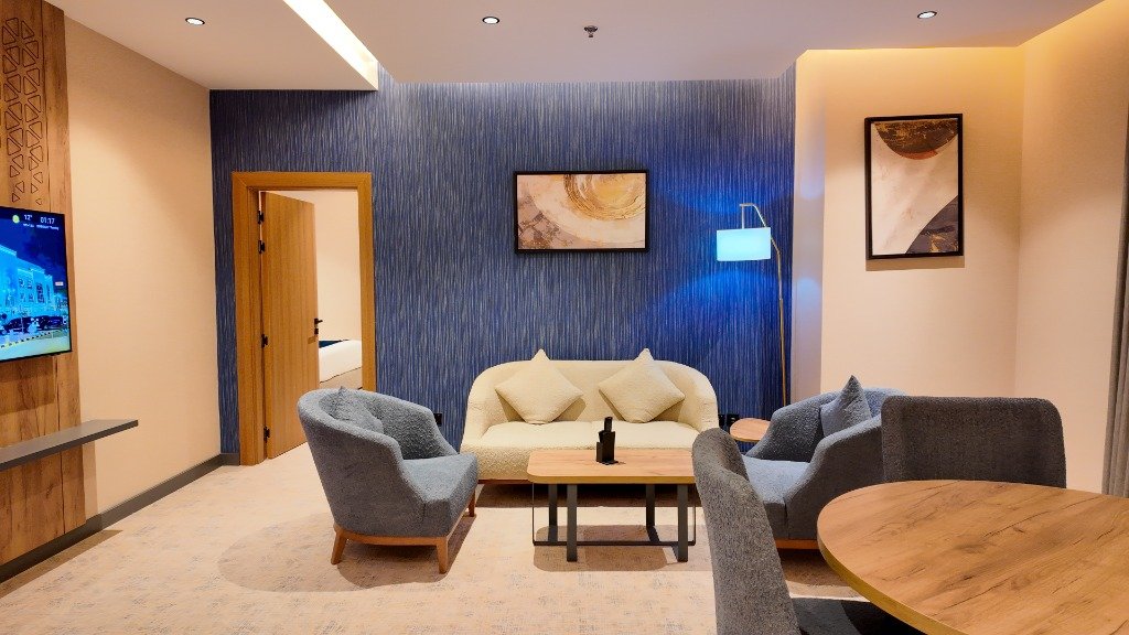 One-Bedroom Suite Living Lounge